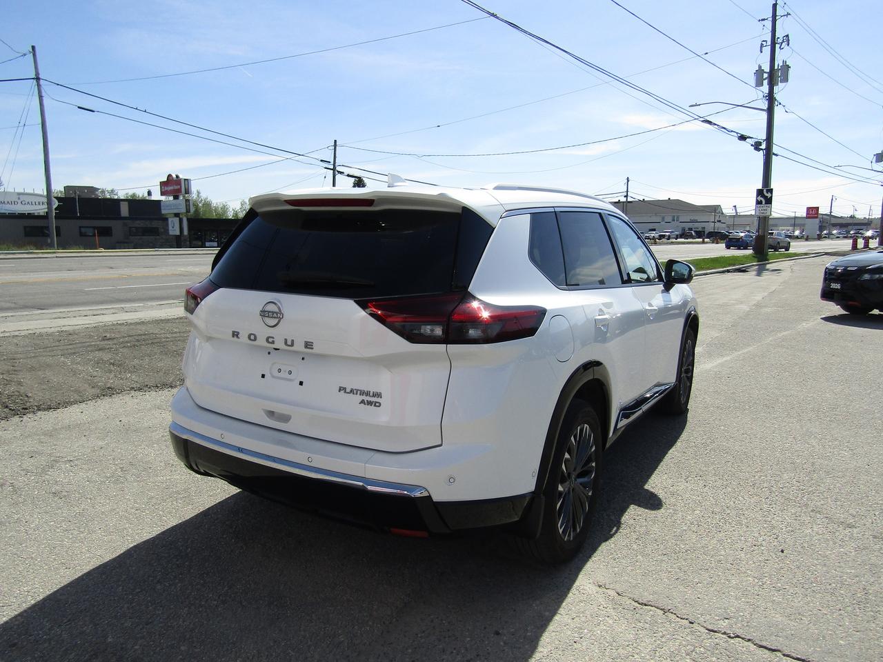 2025 Nissan Rogue Platinum Photo