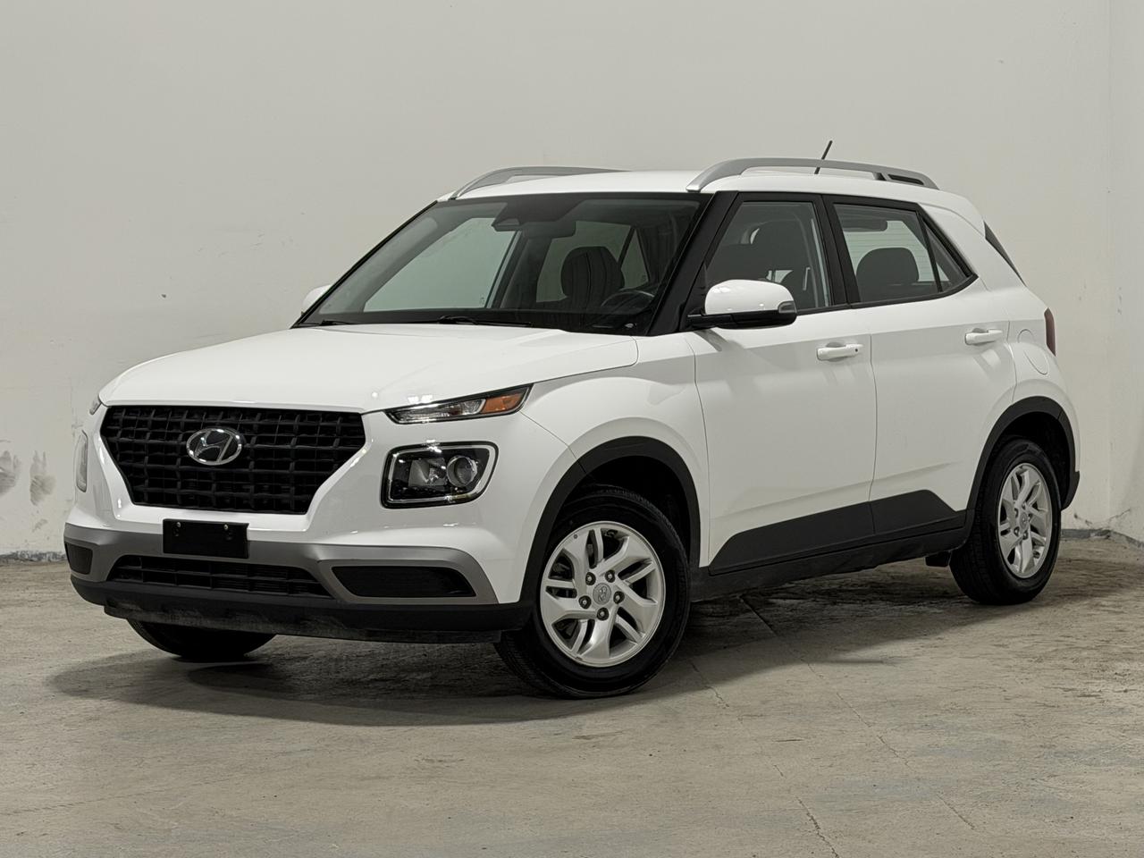 <p><strong>&nbsp;</strong></p><p dir=ltr>AA CANADA INC IS LOCATED AT 5709 Steeles Ave W. North York, ON, M9L1S7. We are a local family dealership established in 2001. We bring all of our customers not only the finest selection of used premium vehicles, but also the most outstanding customer service. WE APPROVE EVERYONE from all different credit ratings! We offer our customers the industries most competitive financing&nbsp;</p><p dir=ltr>We pay top dollar for your trade-in. Taxes and licensing are extra.</p><p dir=ltr>Certification available for an additional $999. * The vehicle is not drivable, not certified, and not e-tested.&nbsp;</p><p dir=ltr>&nbsp;</p><p dir=ltr>We believe everyone deserves to get the best price possible on their new pre-owned vehicle without having to go through uncomfortable negotiations. By constantly monitoring the market and adjusting our prices below the market average you can buy confidently knowing you are getting the best price possible with our no haggle pricing policy! No stress, no pressure.</p><p dir=ltr>As per OMVIC regulations, the vehicle is not certified & not drivable. The certification is included with our client care package as advertised above for only $999 if requested. All our vehicles are in great shape and have been inspected by a licensed mechanic and are available to test drive. HST & Licensing Extra</p><p dir=ltr>&nbsp;WARRANTY: All of our vehicles qualify for extended warranty programs. Let us help you find the right coverage for you and your new car!</p><p dir=ltr>FINANCING: We can assist anyone concerned with getting approved for their new car. No credit? New to the country? Bankruptcy? Consumer proposal? Collections? You dont have to have the best credit to finance a vehicle. Give our financing credit experts a chance to get you approved and start rebuilding your credit today by financing a vehicle from AA Canada Inc. On the spot financing, and instant approvals.</p><p>Advertised price applies to financed purchases. Cash purchases are subject to an additional $2,000. Taxes and licensing are extra.</p>