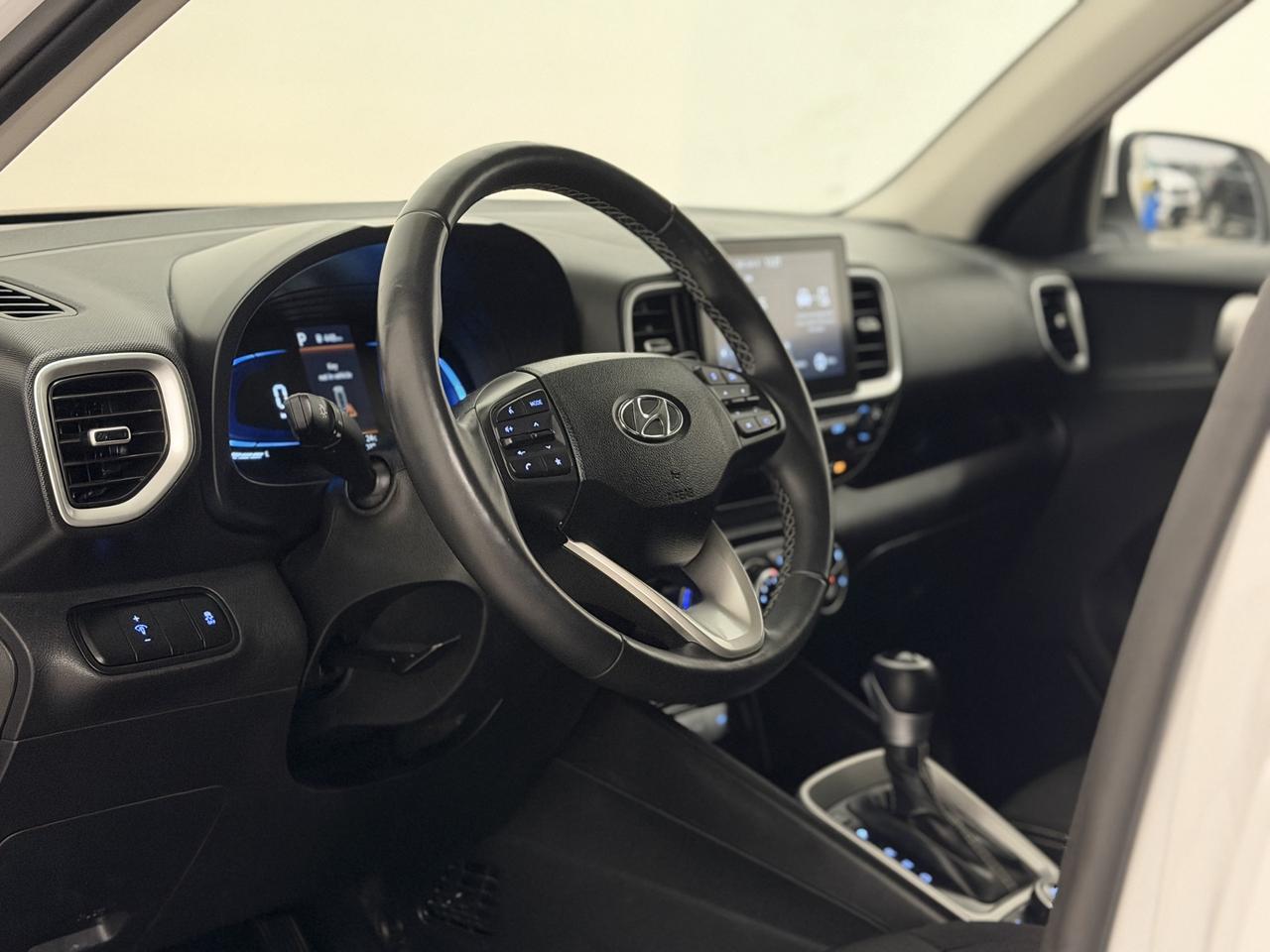 2025 Hyundai Venue PREFERRED Photo
