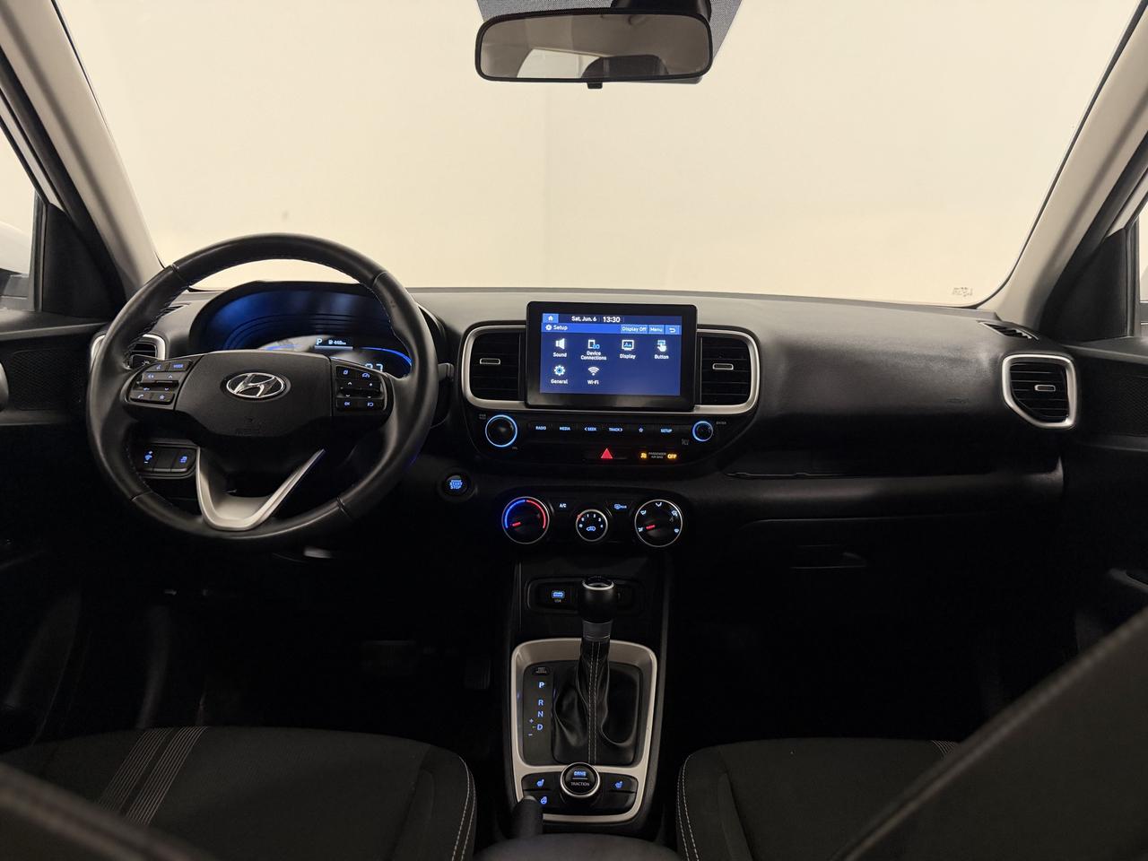 2025 Hyundai Venue PREFERRED Photo