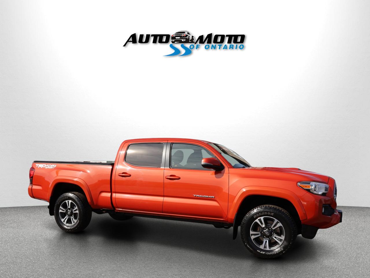 2018 Toyota Tacoma V6 TRD-SPORT 4WD CERTIFIED *ACCIDENT FREE*2ND WINTER* CAMERA NAV BLUETOOTH HEATED SEATS CRUISE ALLOYS Photo