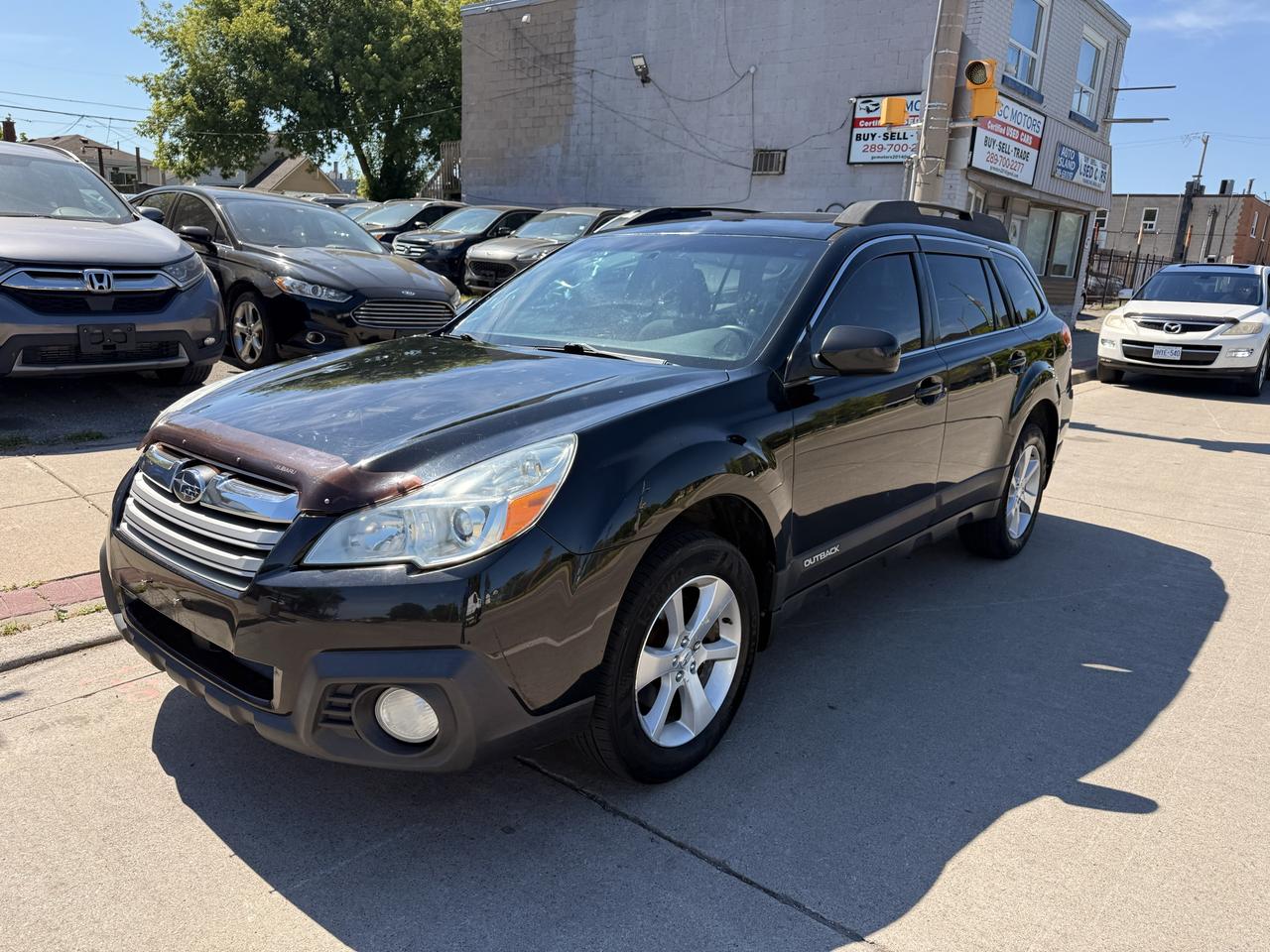 2013 Subaru Outback 3.6R w/Limited Pkg Photo2
