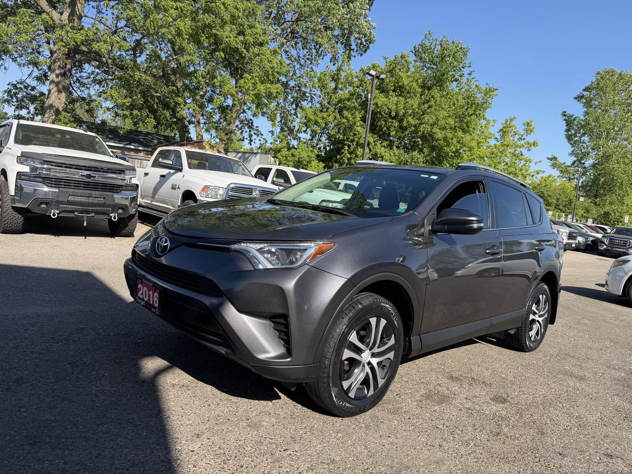 2016 Toyota RAV4 LE | AWD | Very Well Maintained Photo2