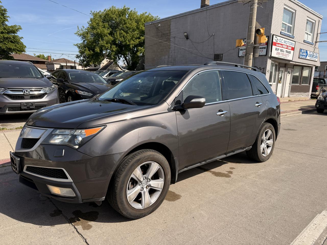 <p>2012 Acura MDX AWD 4dr Tech Pkg,excellent conditions,7 passenger,2 previous owners,carfax shows a police report no claim,safety certification included in the price call 2897002277 or 9053128999</p><p>visit gcmotors.ca ,click or paste here for carfax:&nbsp; https://vhr.carfax.ca/?id=Arsx83uzIHVa7xquaRRrs2QT0hSs1Jd6</p>