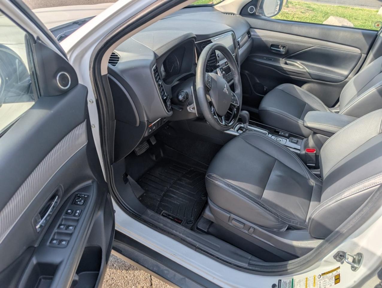 2019 Mitsubishi Outlander GT * AWD * 7 PASSANGER * POWER SUNROOF * Photo