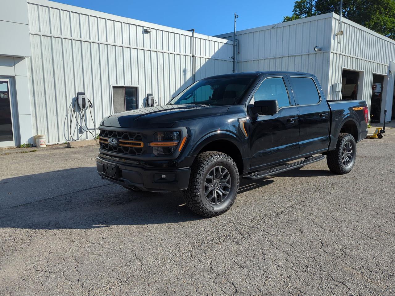 2026 Ford F-150 Tremor SuperCrew 401A 4x4 Photo0