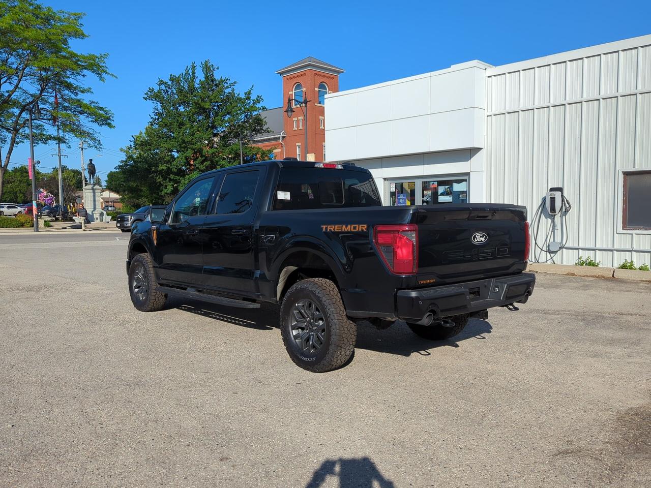 2026 Ford F-150 Tremor SuperCrew 401A 4x4 Photo3