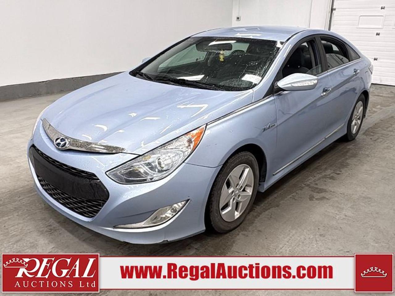OFFERS WILL NOT BE ACCEPTED BY EMAIL OR PHONE - THIS VEHICLE WILL GO ON TIMED ONLINE AUCTION on Tuesday June 9.<br><br/>VEHICLE DESCRIPTION <br/>Stock #: 37585 <br/>Lot #: 675 <br/>Reserve Price: $5,800 <br/>CarProof Report: Available at www.RegalAuctions.com <br/><br/>IMPORTANT DECLARATION <br/>Claim History: Claim History. <br/> *2 EXTRA TIRES* *PANELS REPAINTED*  <br/>Active Status: This vehicles title is listed as Active Status. <br/> Live Online Bidding: This vehicle will be available for bidding over the internet, visit www.RegalAuctions.com to register. <br/> <br/>The simple solution to selling your car or truck. Bring your clean vehicle in with your Drivers License and current Registration and well put it on the auction block at our next sale.<br/><br/>www.RegalAuctions.com