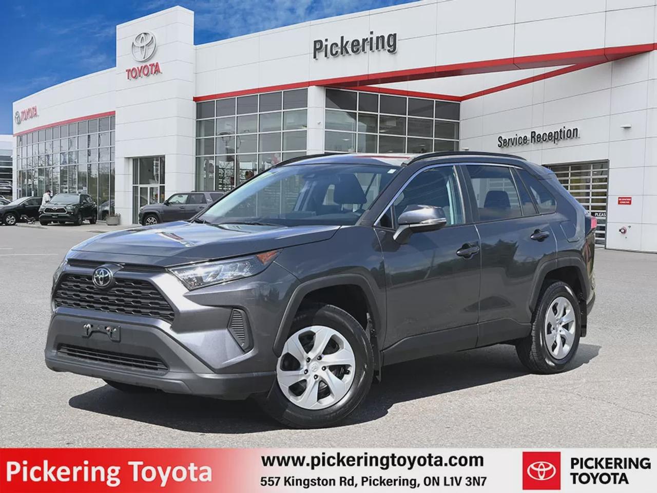 2021 Toyota RAV4 LE Photo0