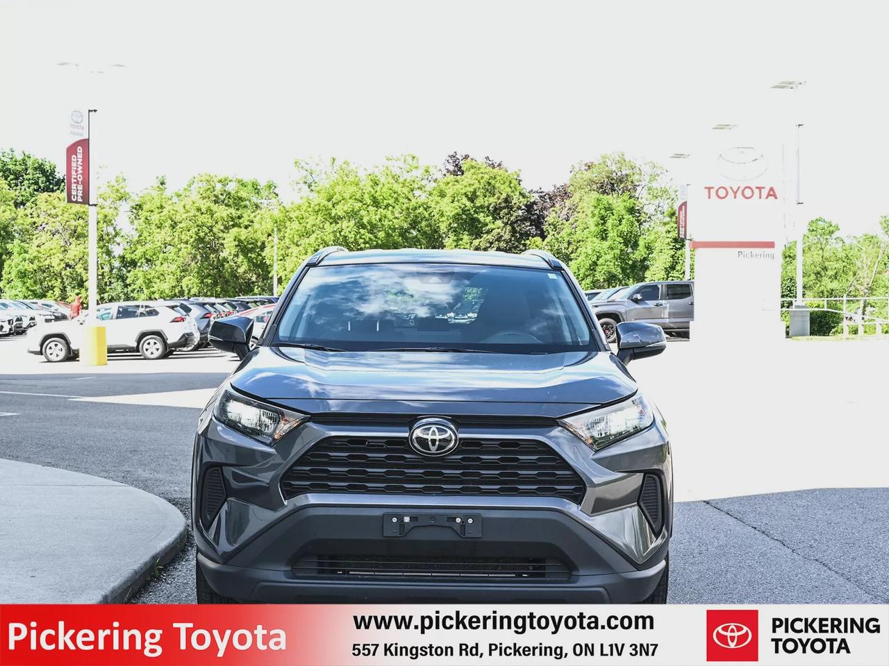 2021 Toyota RAV4 LE Photo2