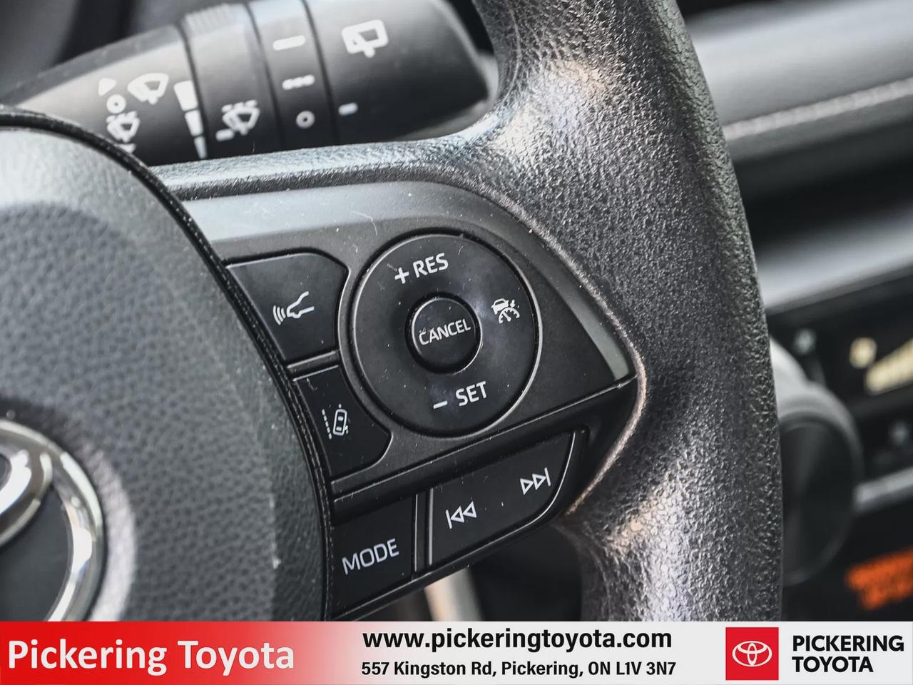2021 Toyota RAV4 LE Photo