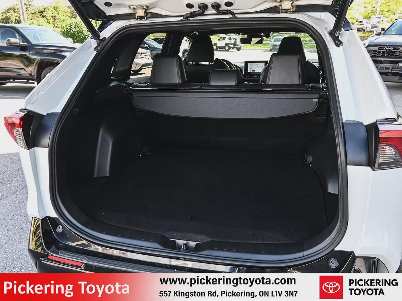2023 Toyota RAV4 Prime XSE Photo