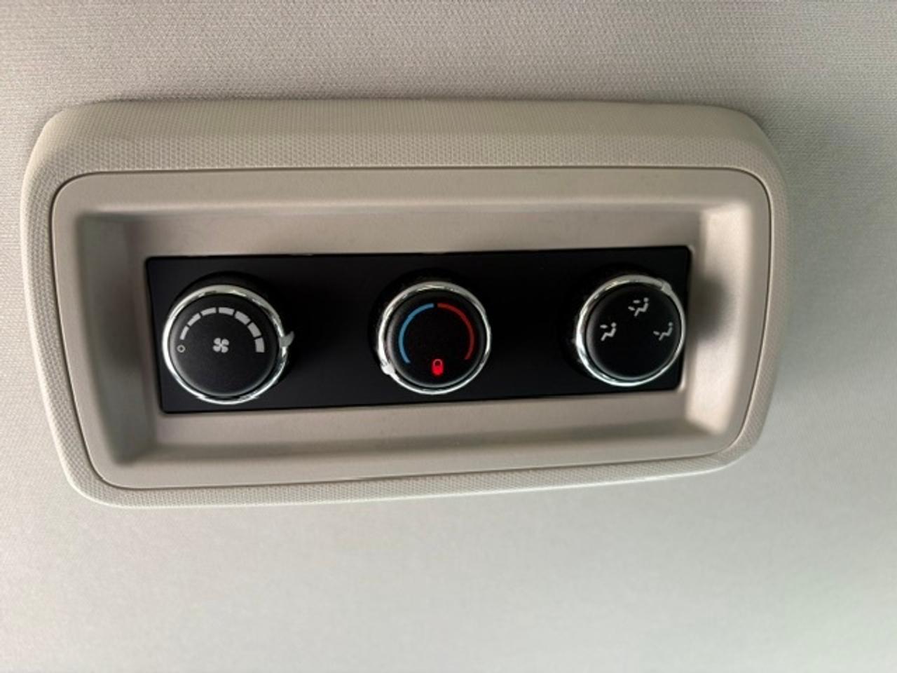 2016 Dodge Grand Caravan SXT ONLY 33,000KM-OWNER-FULL STOW N GO-CERTFIED Photo