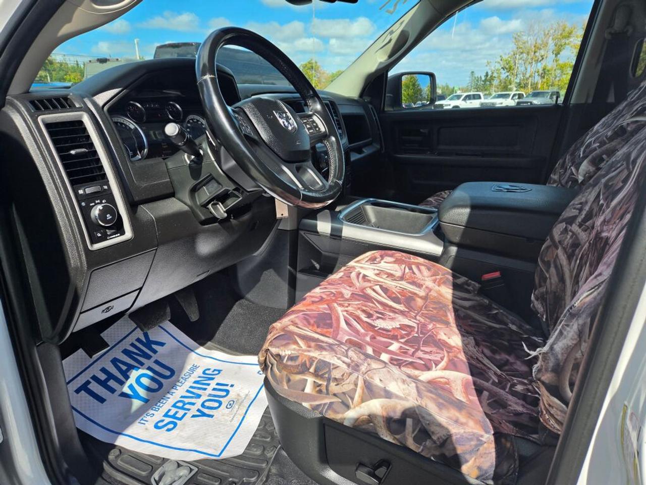 2021 RAM 1500 Classic EXPRESS Photo
