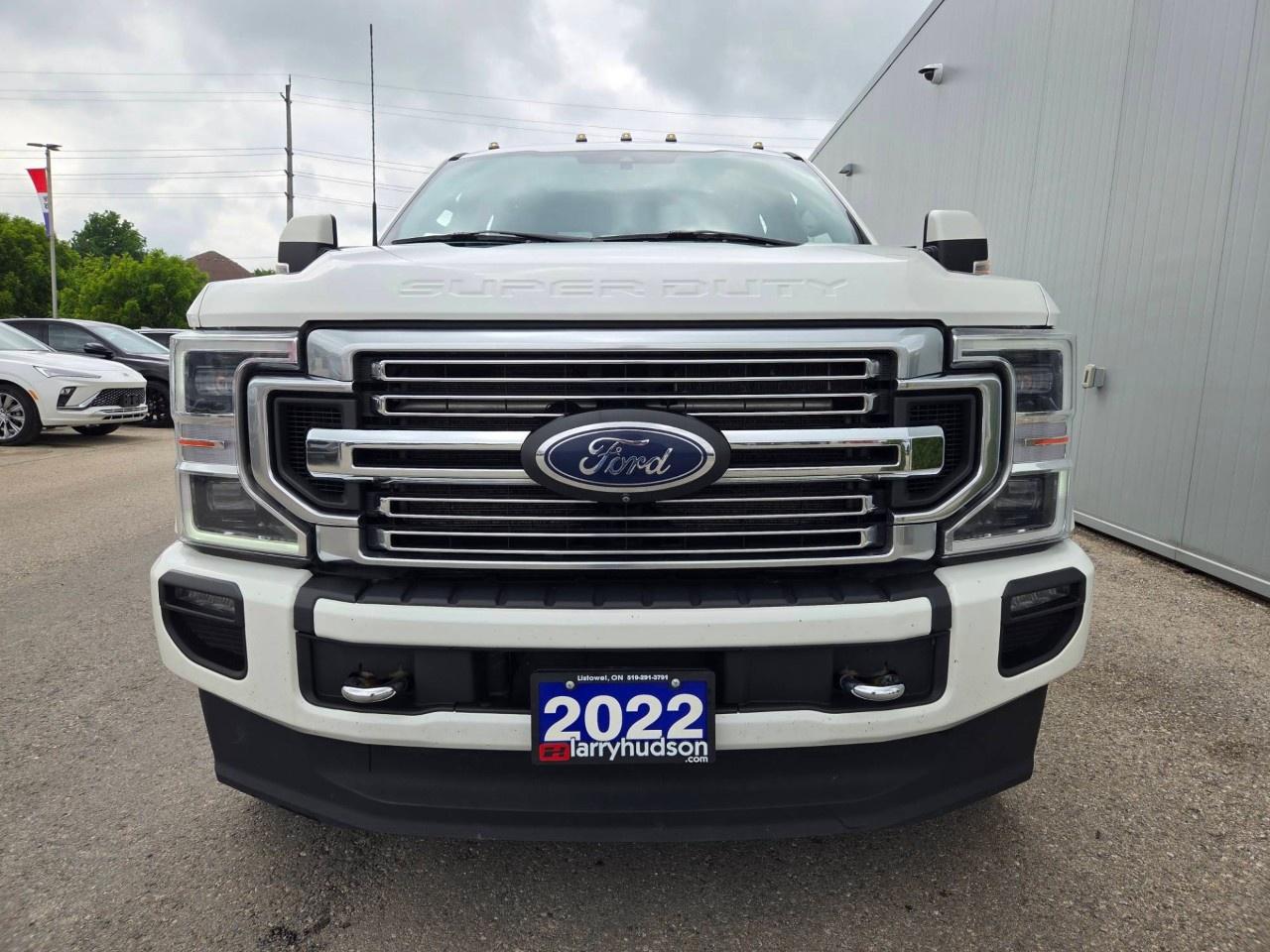 2022 Ford F-350 Super Duty SRW LIMITED 4WD Crew Cab 6.75' Box Photo