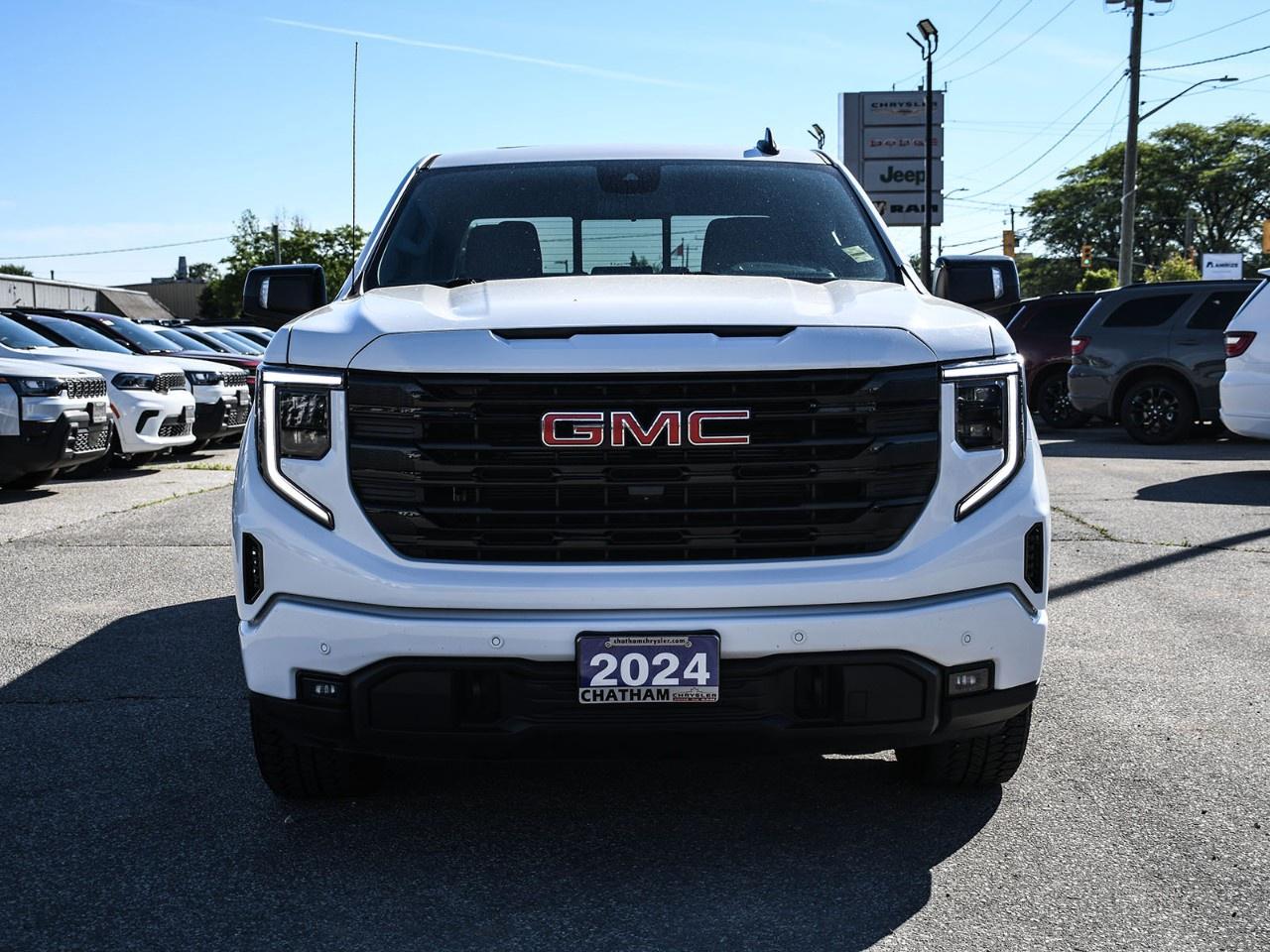 2024 GMC Sierra 1500 Crew Cab Short Box 4-Wheel Drive Elevation Photo