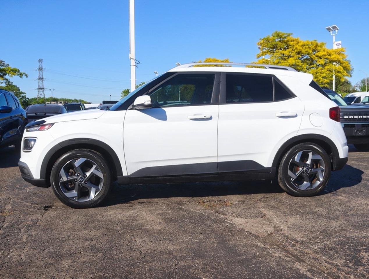 2020 Hyundai Venue Ultimate | 1.6L | NAV | ROOF | BLIS | REMOTE START Photo