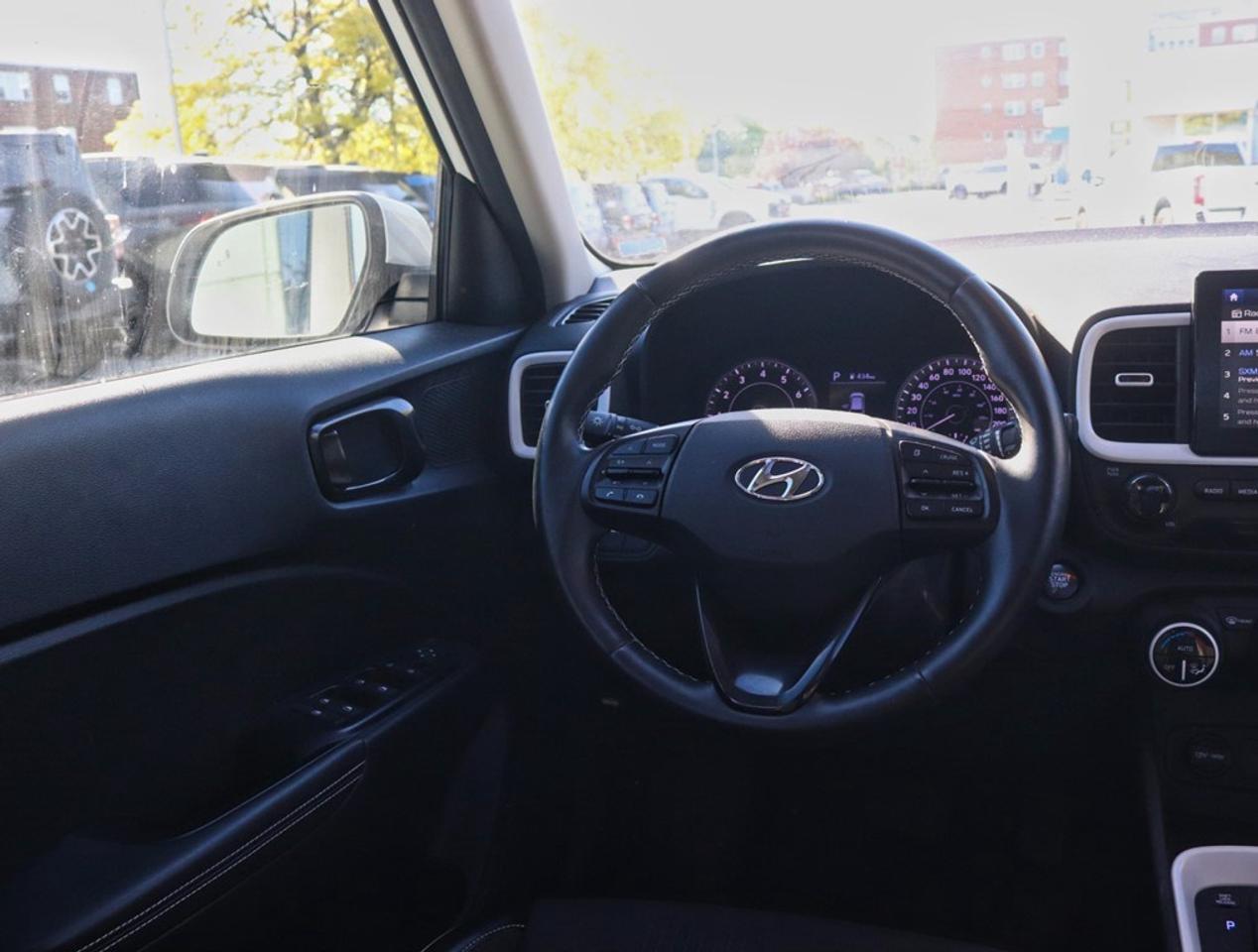 2020 Hyundai Venue Ultimate | 1.6L | NAV | ROOF | BLIS | REMOTE START Photo