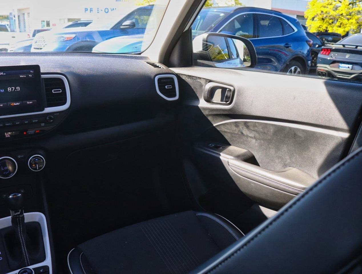 2020 Hyundai Venue Ultimate | 1.6L | NAV | ROOF | BLIS | REMOTE START Photo
