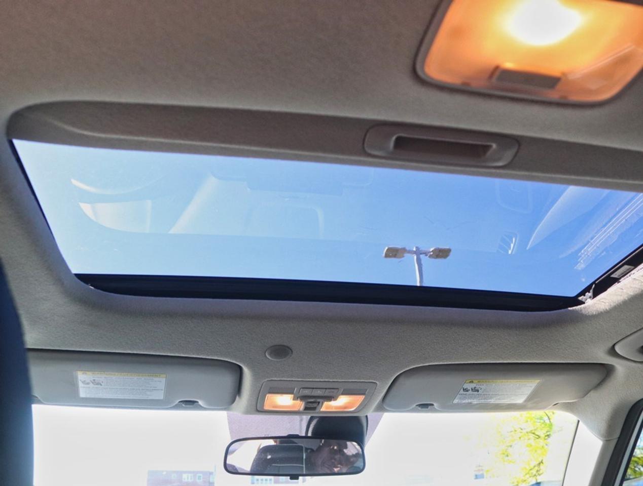 2020 Hyundai Venue Ultimate | 1.6L | NAV | ROOF | BLIS | REMOTE START Photo