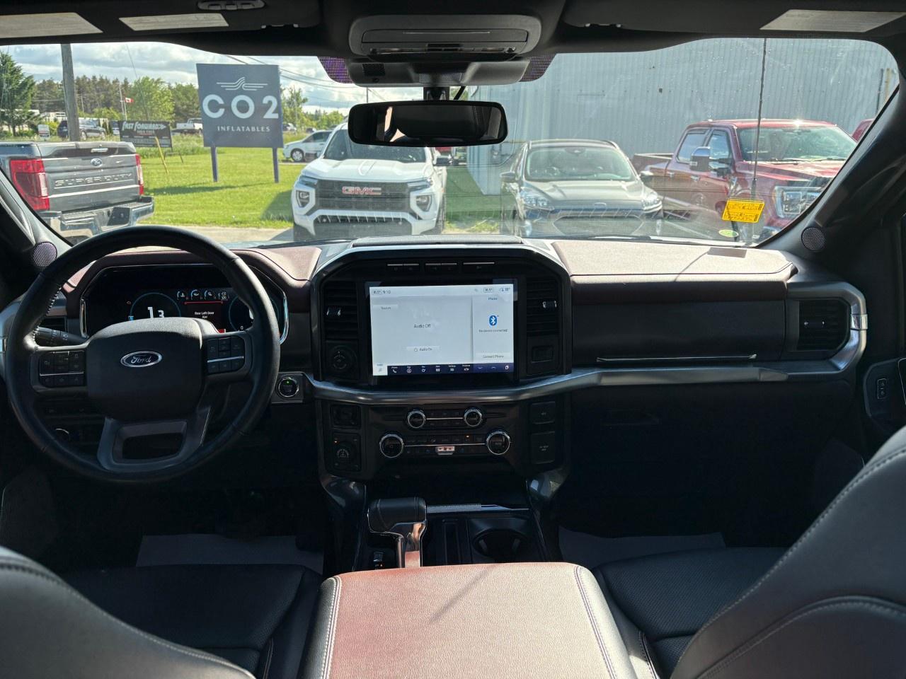 2022 Ford F-150 Lariat 4WD SuperCrew 5.5' Box Photo