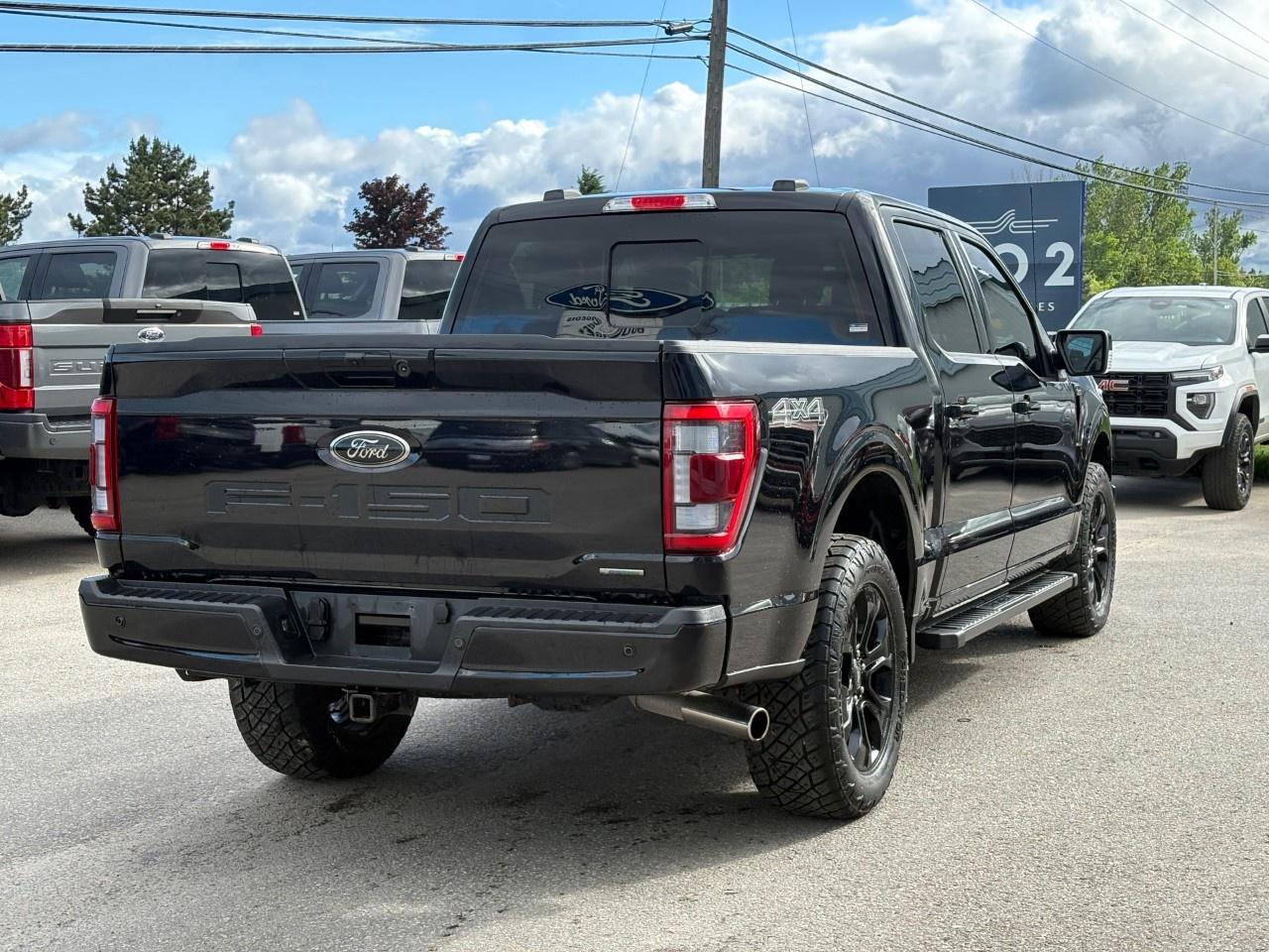 2022 Ford F-150 Lariat 4WD SuperCrew 5.5' Box Photo