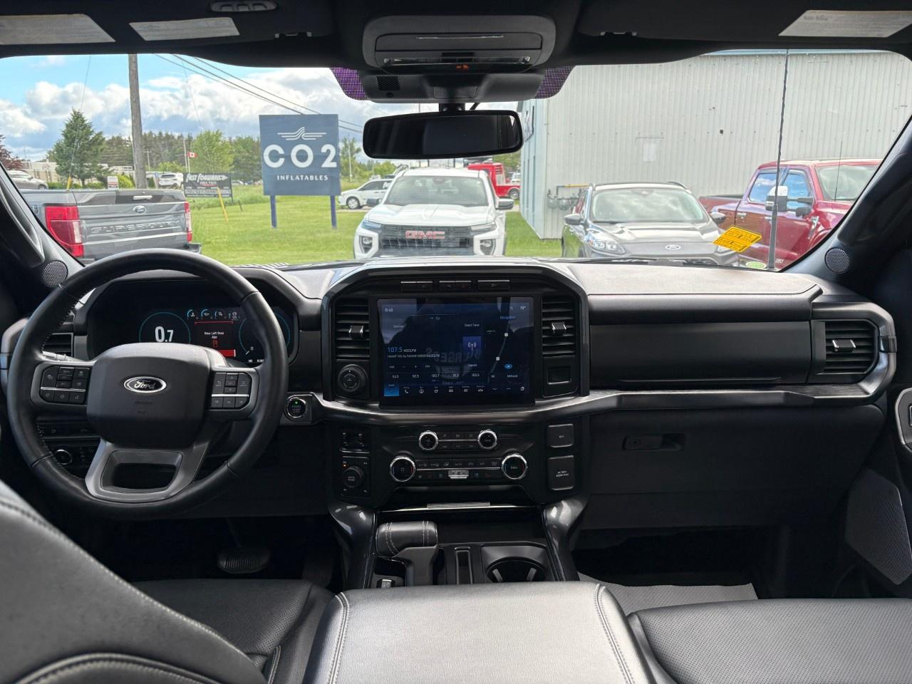 2022 Ford F-150 Lariat 4WD SuperCrew 5.5' Box Photo