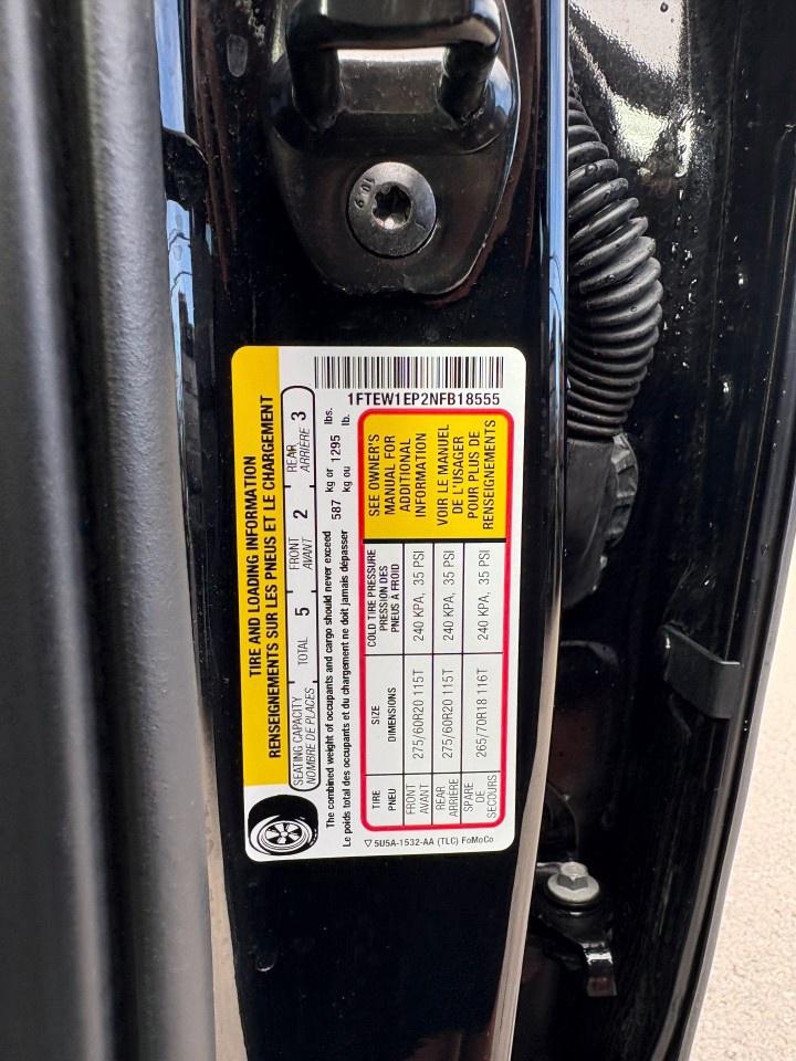 2022 Ford F-150 Lariat 4WD SuperCrew 5.5' Box Photo