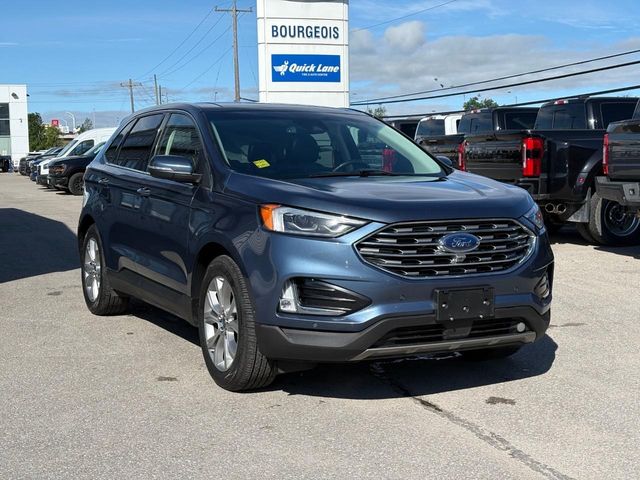 2019 Ford Edge Titanium AWD Photo3