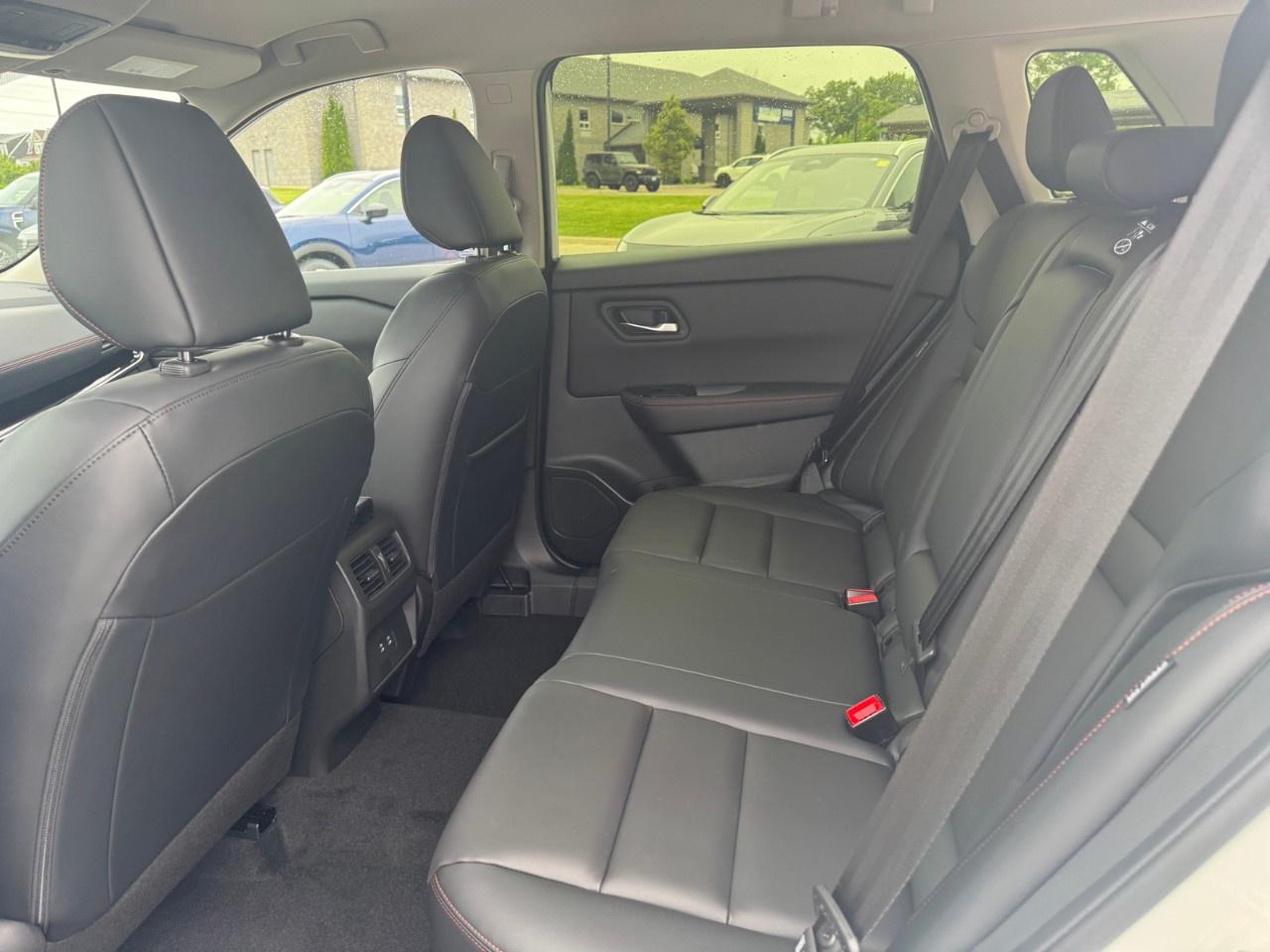 2026 Nissan Rogue AWD Rock Creek Photo
