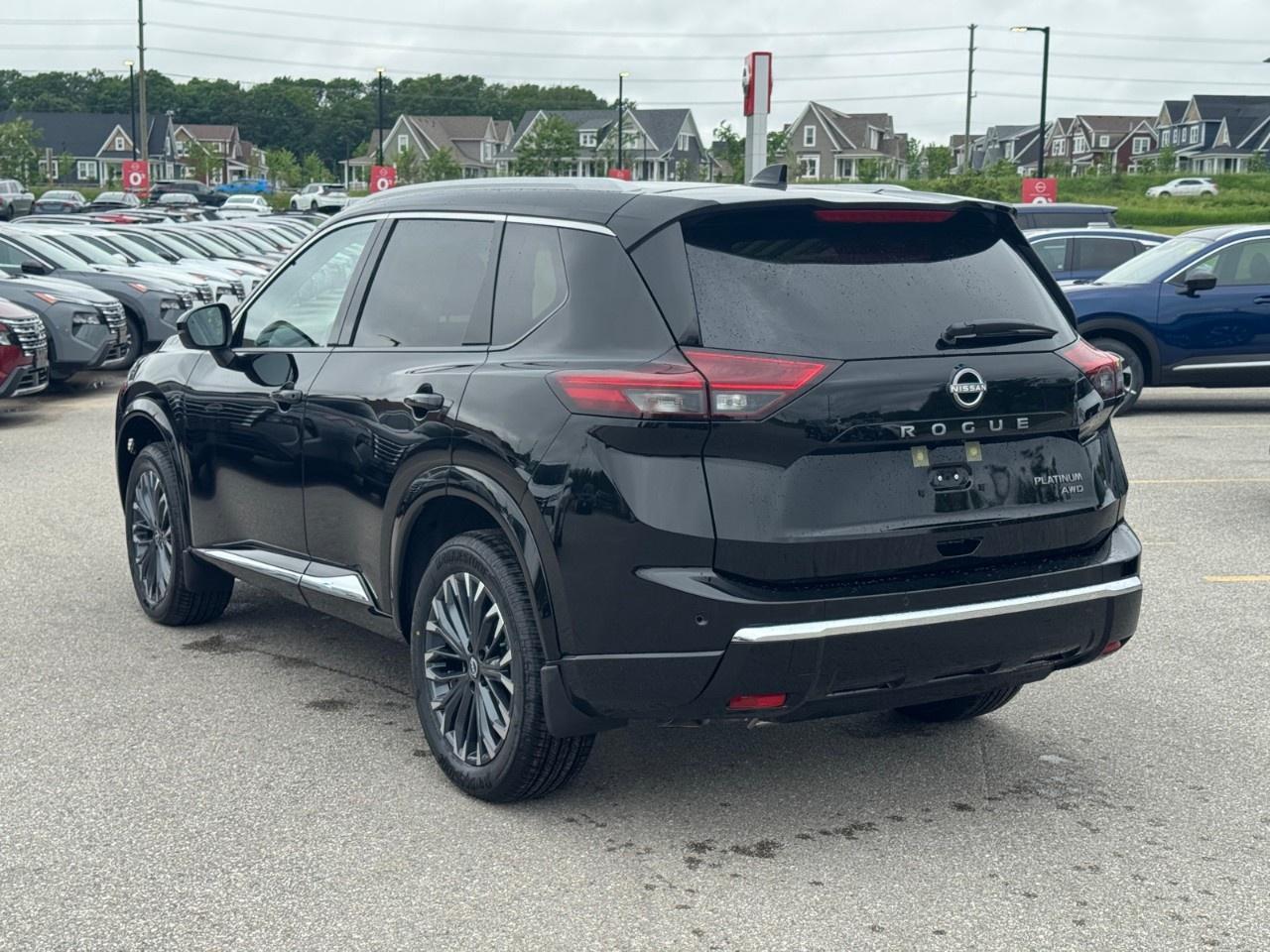 2026 Nissan Rogue AWD Platinum Photo