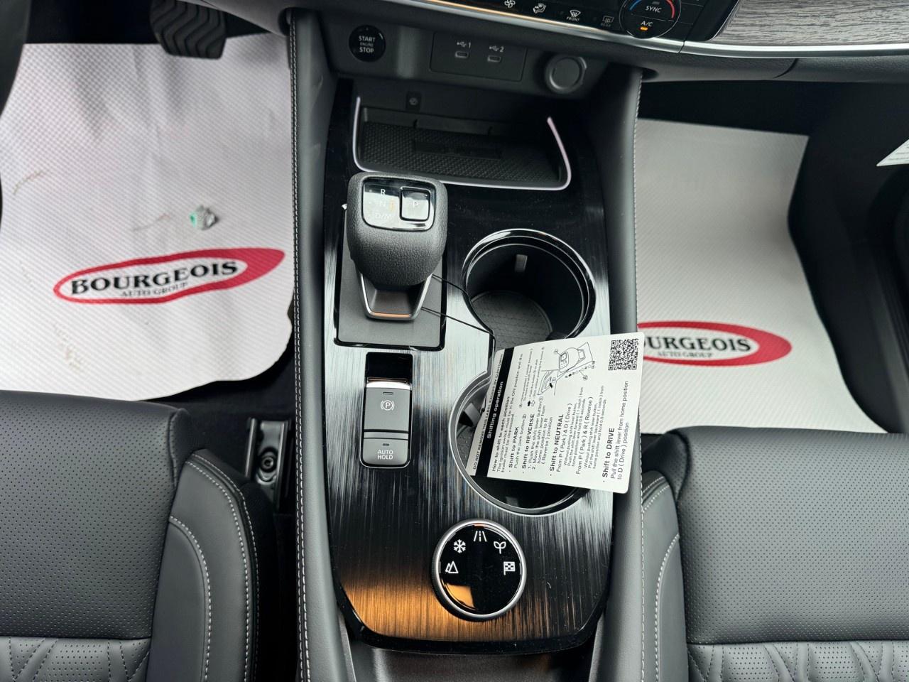2026 Nissan Rogue AWD Platinum Photo