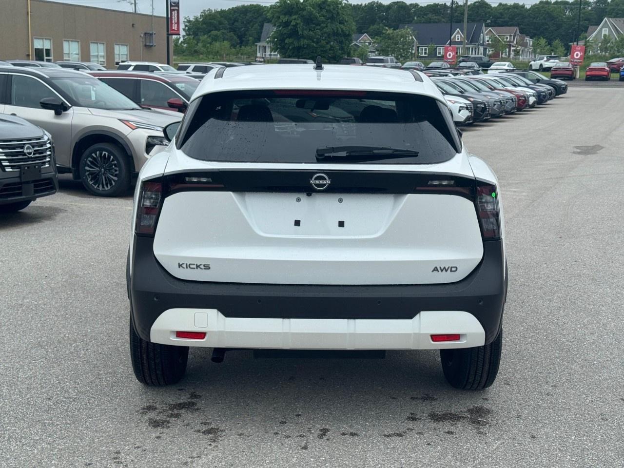 2026 Nissan Kicks SV AWD Photo