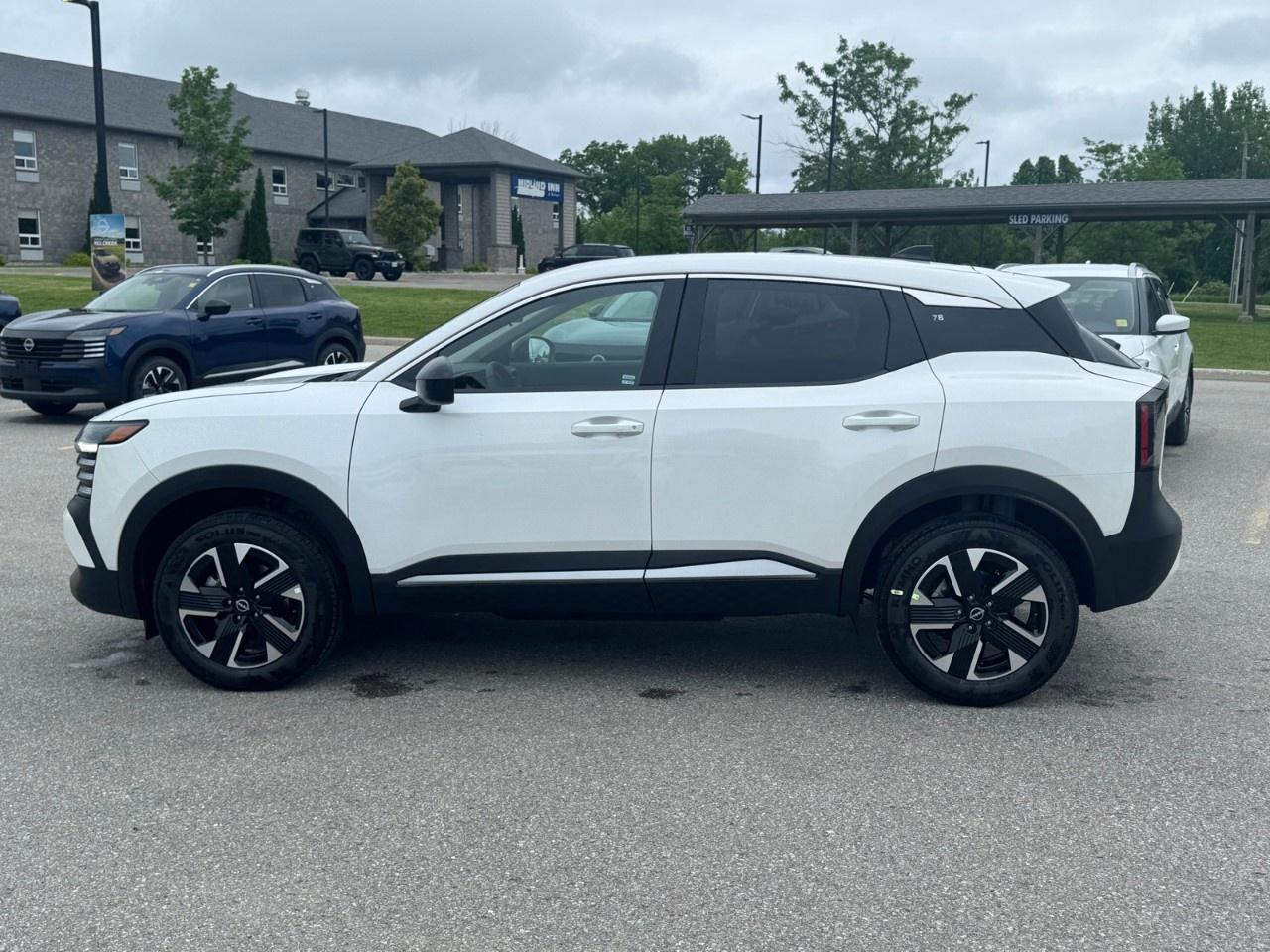2026 Nissan Kicks SV AWD Photo