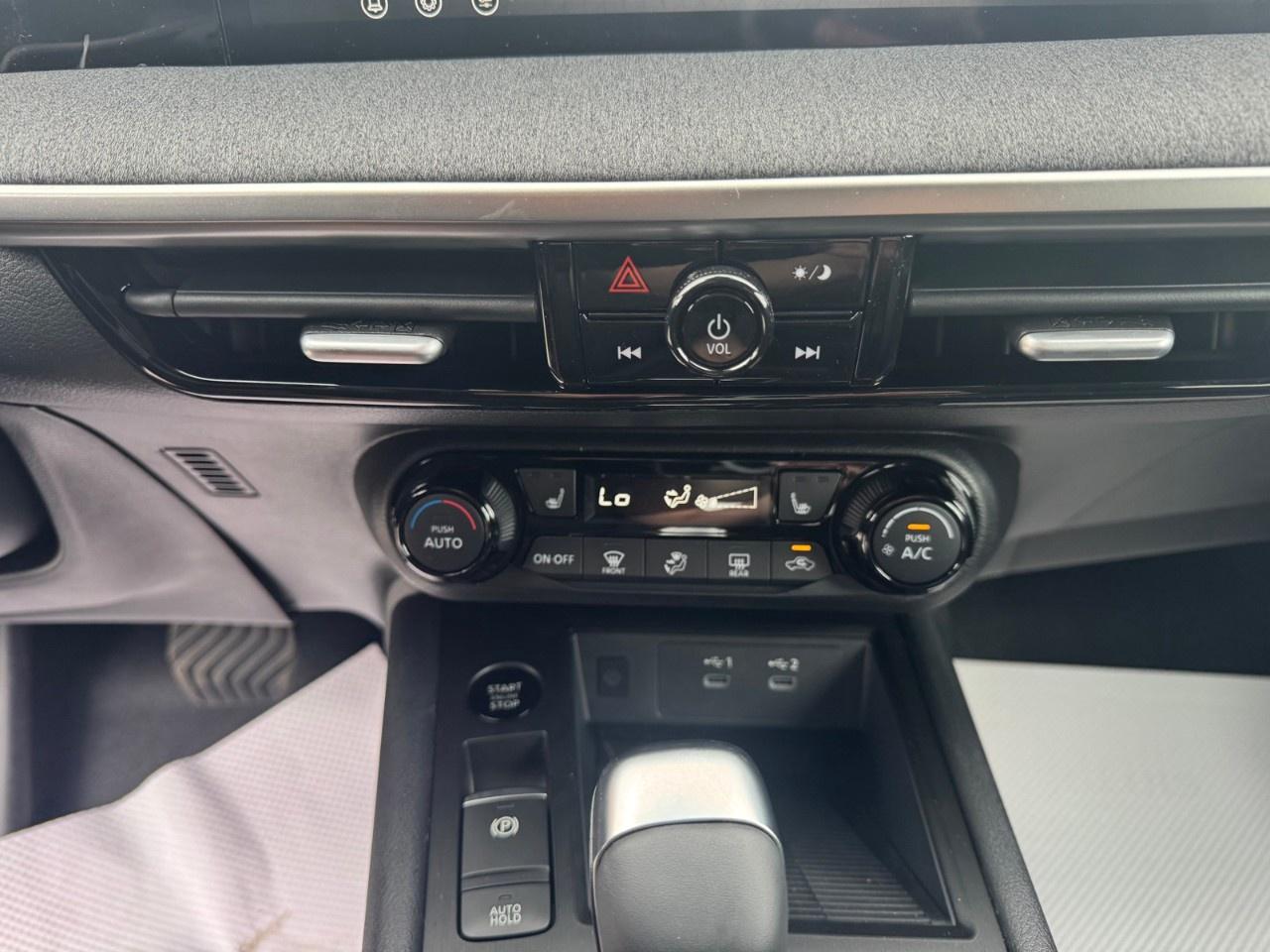 2026 Nissan Kicks SV AWD Photo