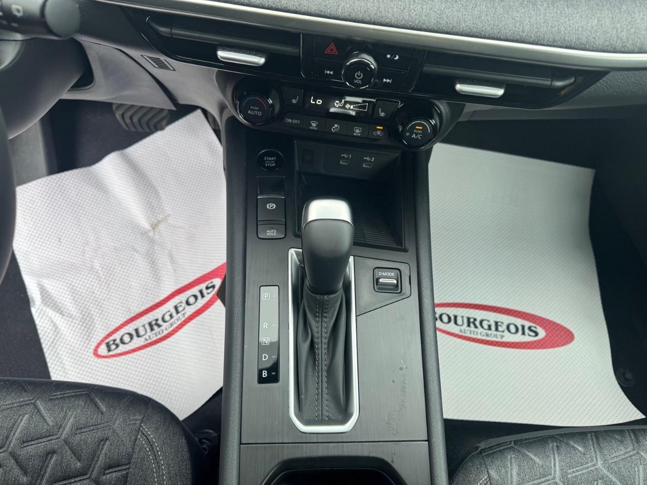 2026 Nissan Kicks SV AWD Photo