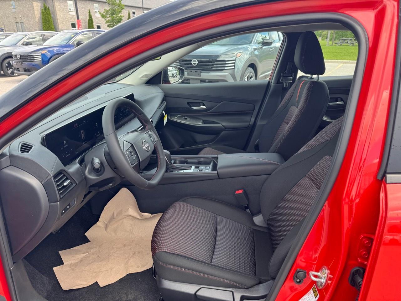 2026 Nissan Sentra SR SEDAN Photo