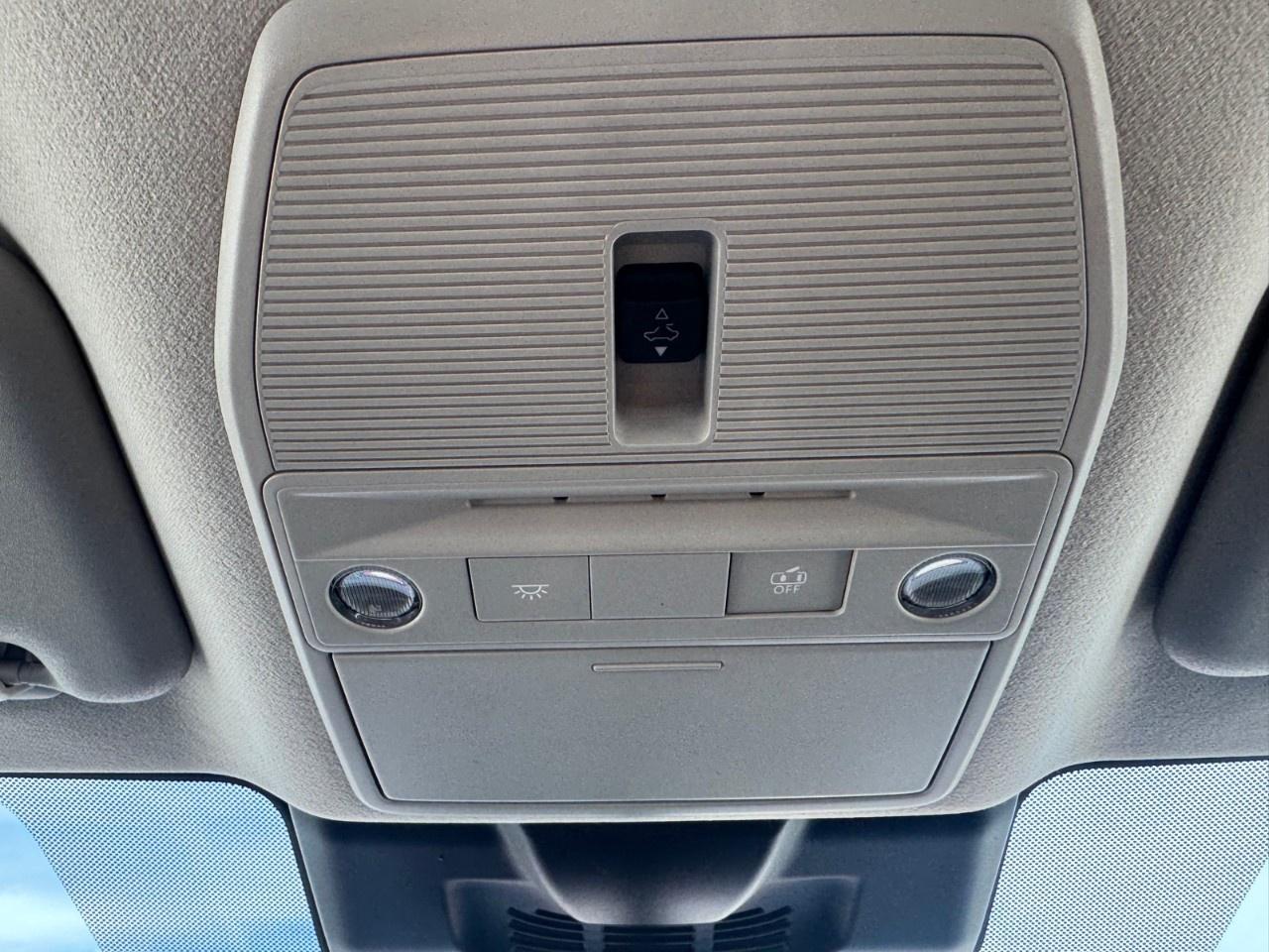 2026 Nissan Sentra SR SEDAN Photo