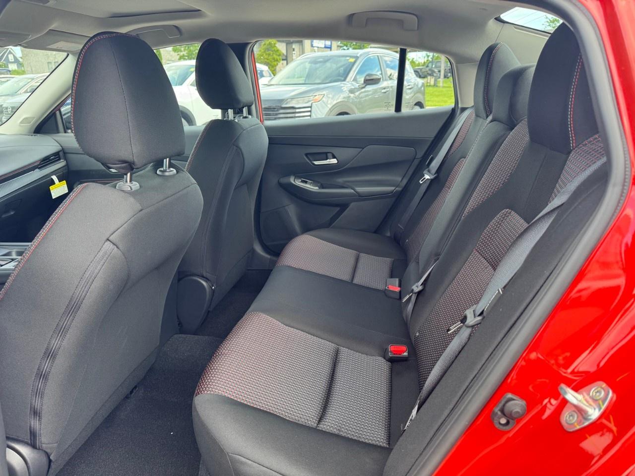 2026 Nissan Sentra SR SEDAN Photo