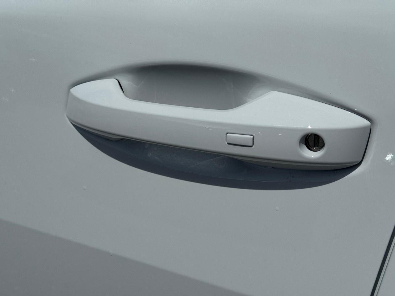 2026 Nissan Sentra SV SEDAN Photo
