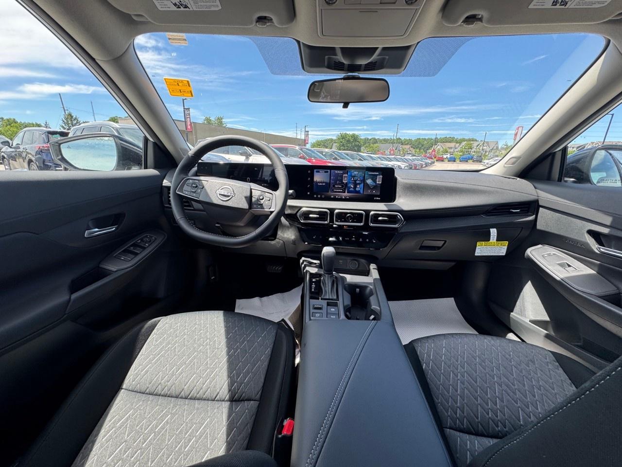 2026 Nissan Sentra SV SEDAN Photo