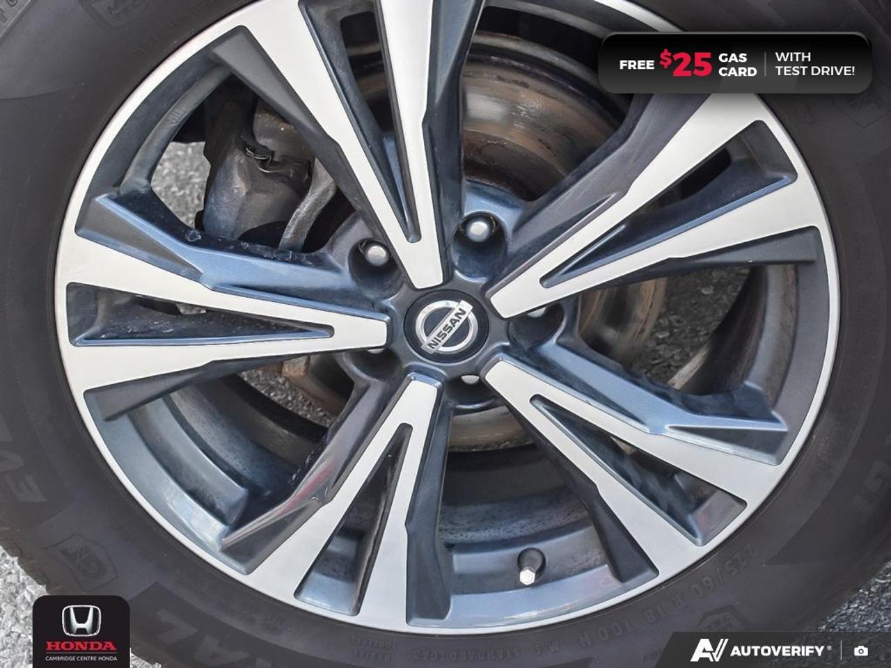 2020 Nissan Rogue SV Photo