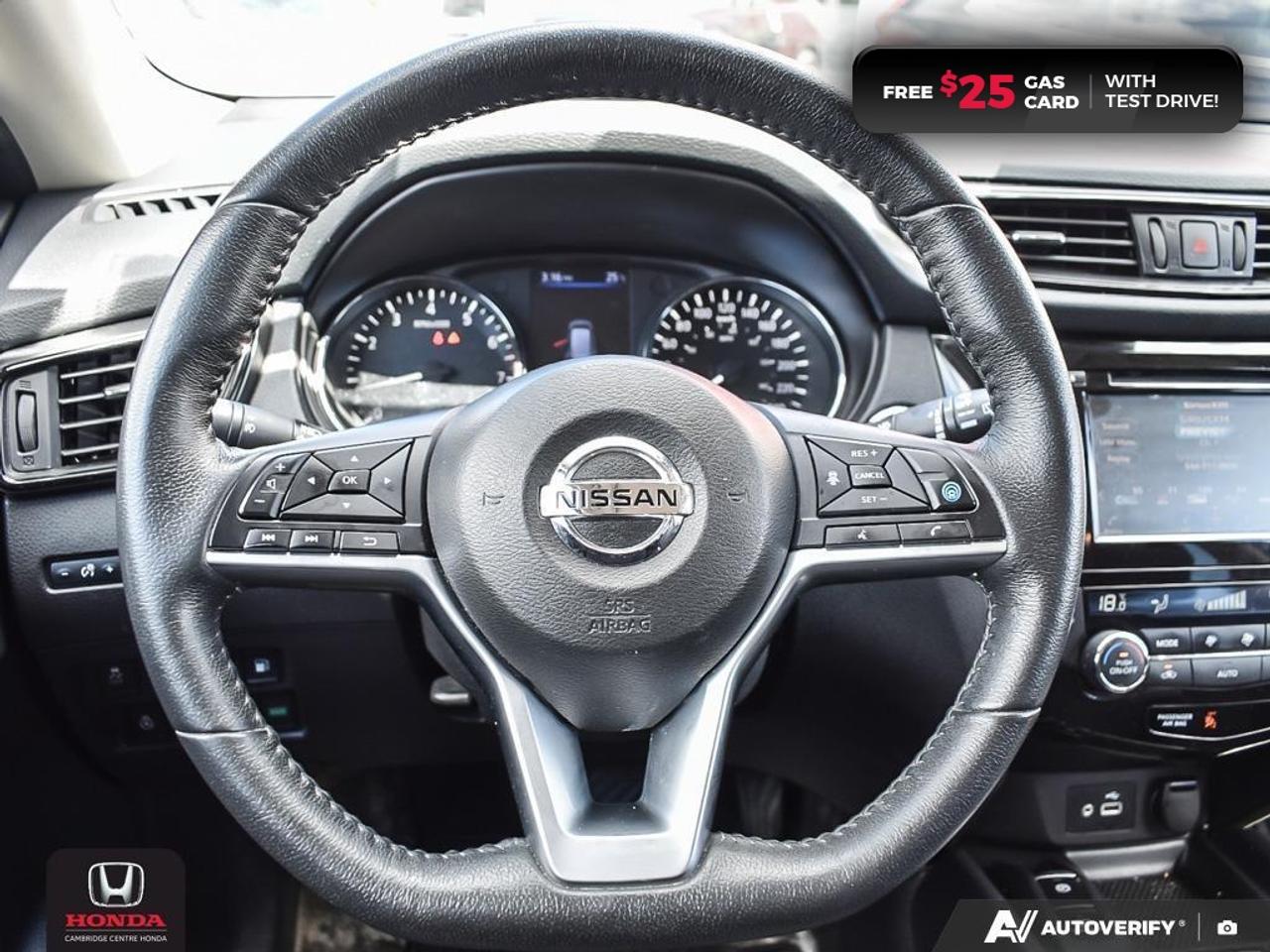2020 Nissan Rogue SV Photo