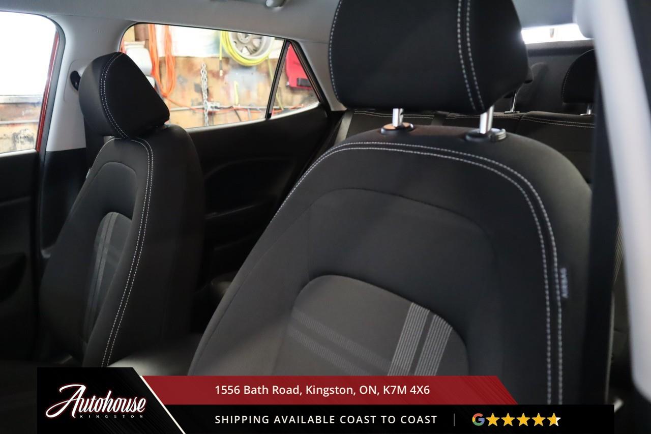 2025 Hyundai Venue Preferred REARVIEW CAMERA - HEATED WHEEL Photo