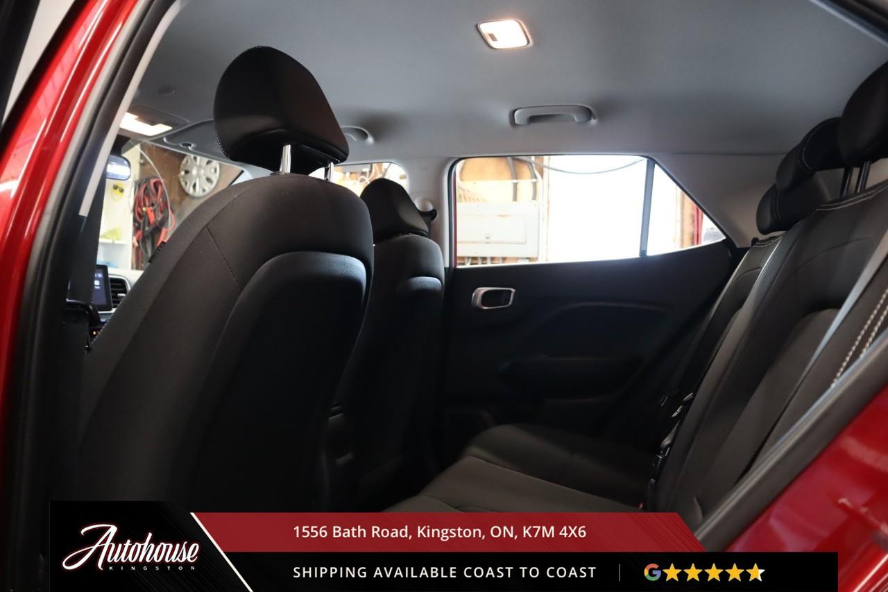 2025 Hyundai Venue Preferred REARVIEW CAMERA - HEATED WHEEL Photo