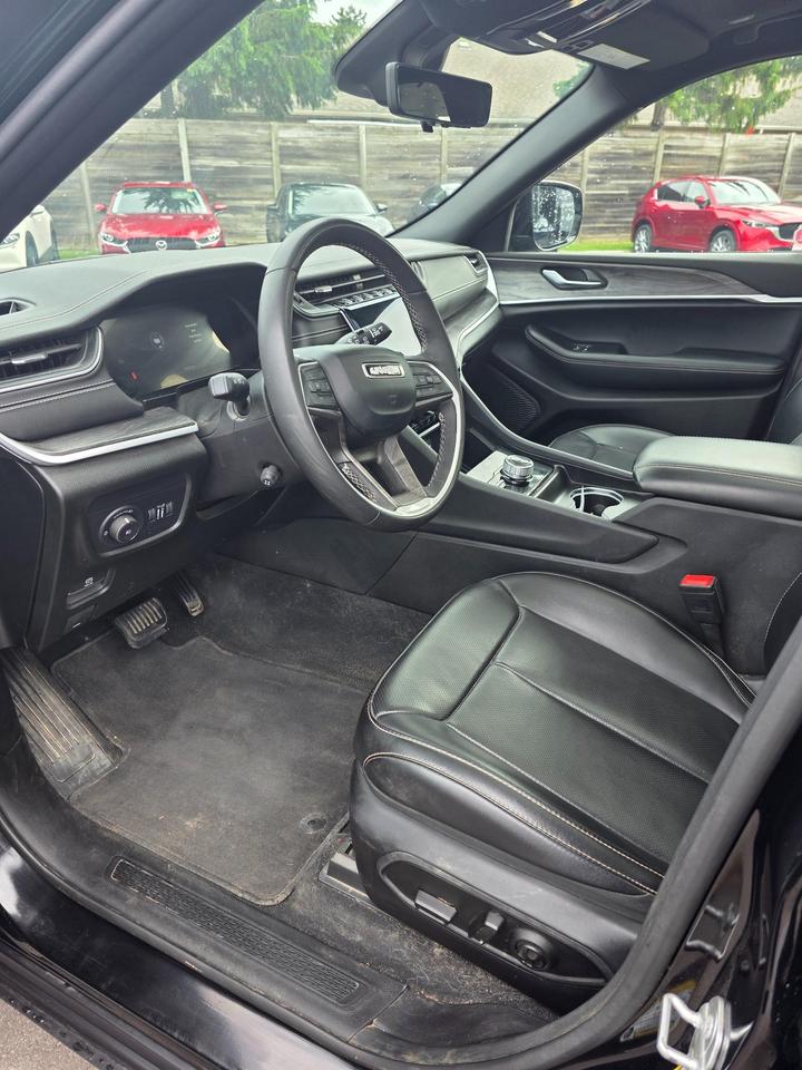 2025 Jeep Grand Cherokee Limited Photo