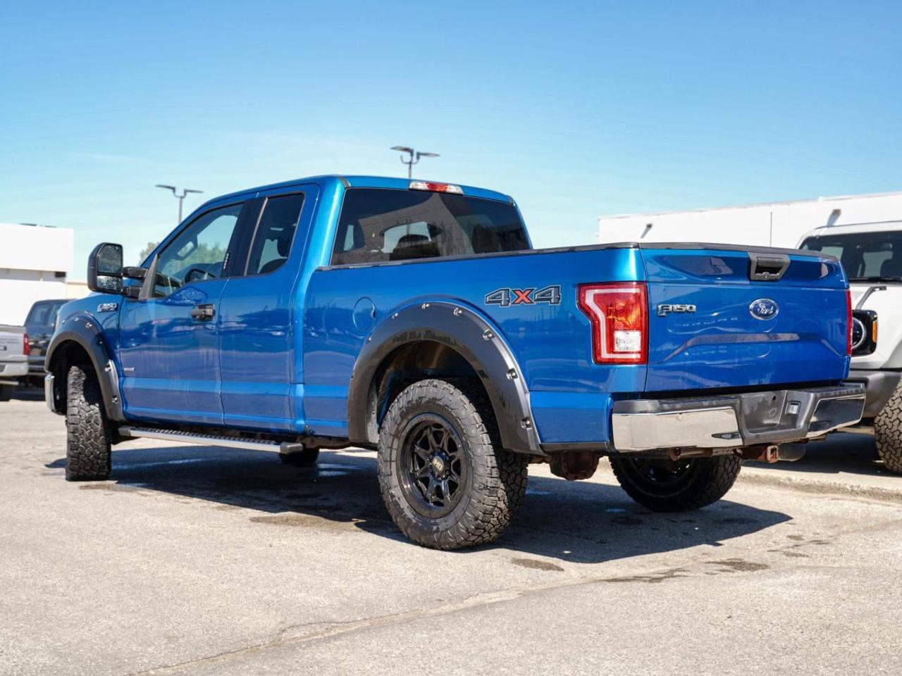 2015 Ford F-150 XLT 4X4/SUPERCAB/NEW UPGRADED TIRES! Photo
