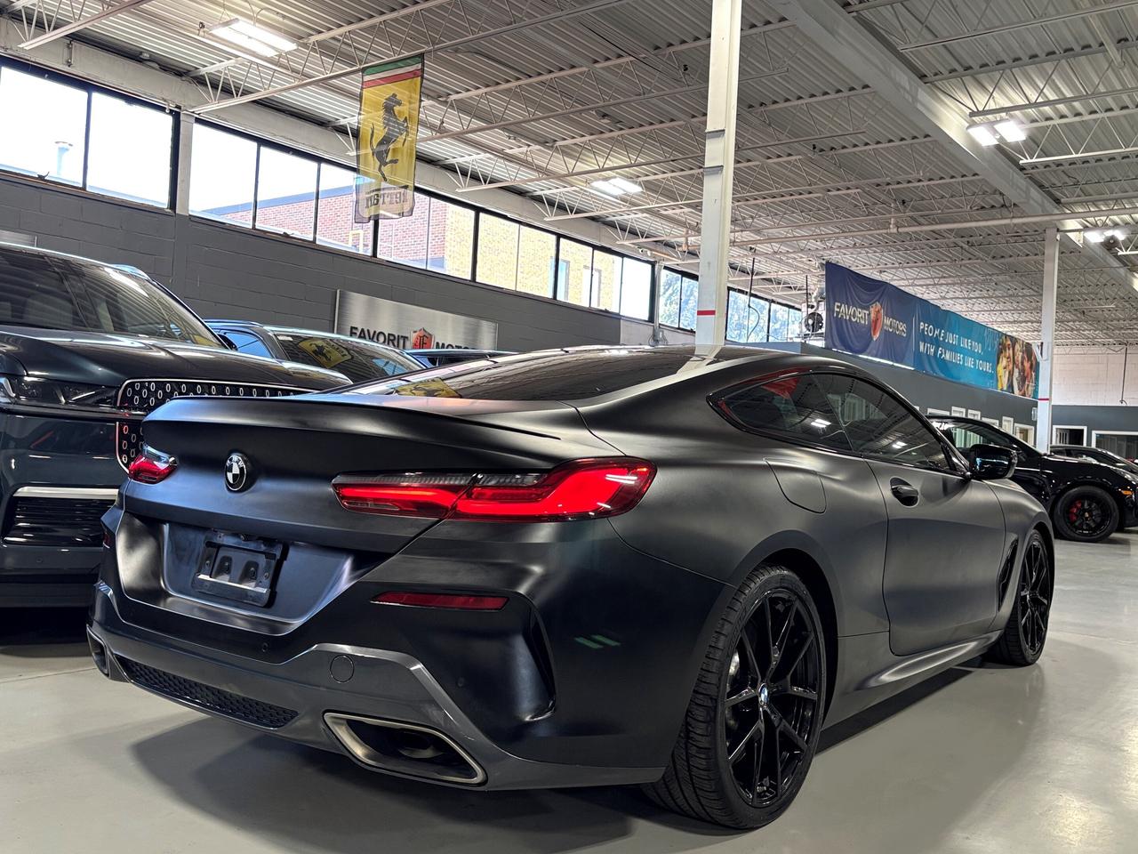 2020 BMW 8 Series M850i xDrive|COUPE|MPERFORMANCEV8|CARBONCORE|HUD|+ Photo