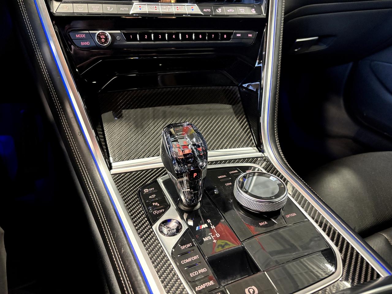 2020 BMW 8 Series M850i xDrive|COUPE|MPERFORMANCEV8|CARBONCORE|HUD|+ Photo