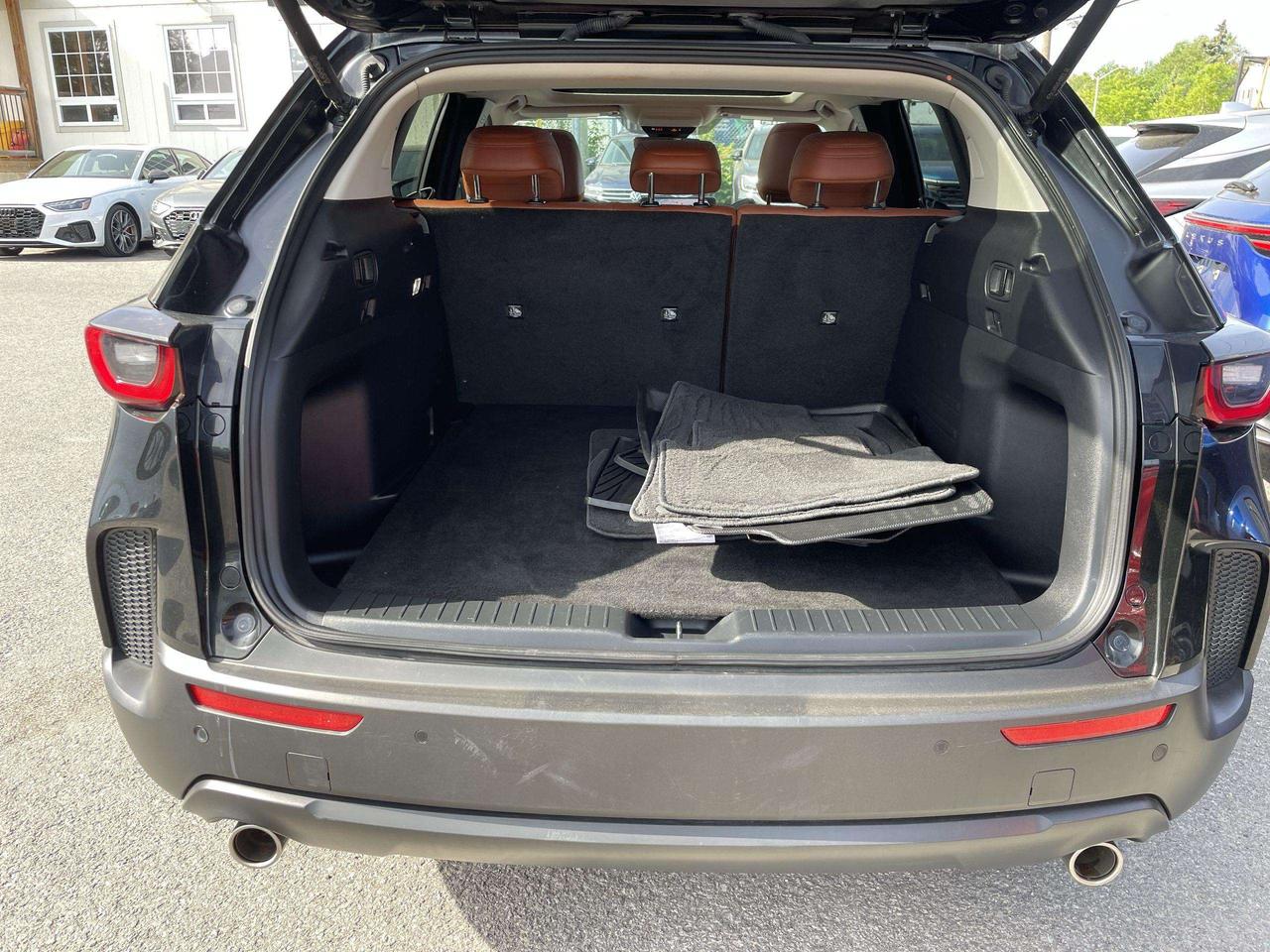 2024 Mazda CX-50 GT LEATHER, PANO. ROOF, HUDS, BOSE, BK.CAM, HTD.SEATS, ALLOYS Photo